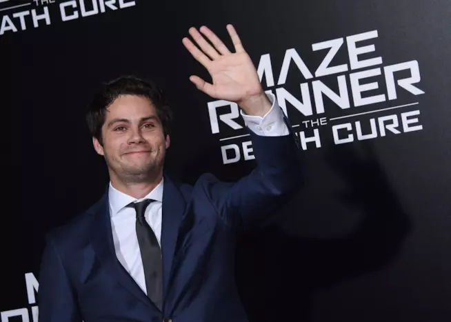 Dylan O'Brien di Teen Wolf e Chloe Moretz sono stati avvistati insieme Dylan O'Brien
