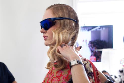 Capelli biondi mossi Capelli con onde morbide