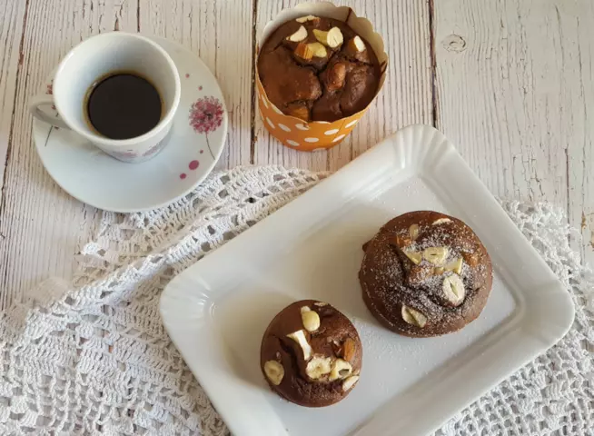Muffin alle pere Dolcetti al cacao e noci