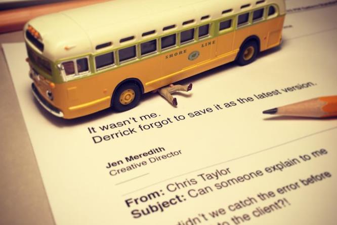 Miniature Office Una scena in miniatura creata da Derrick Lin