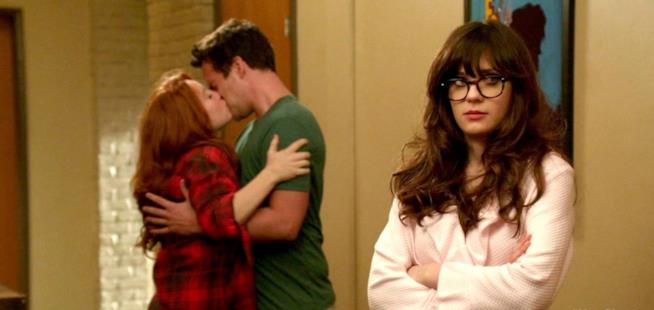 Zooey Deschanel in New Girl Zooey Deschanel in una scena della serie New Girl