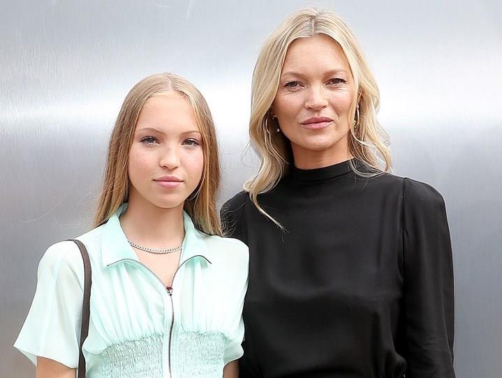 Lila Moss svela i consigli di bellezza di sua madre Kate Moss Lila Moss e Kate Moss