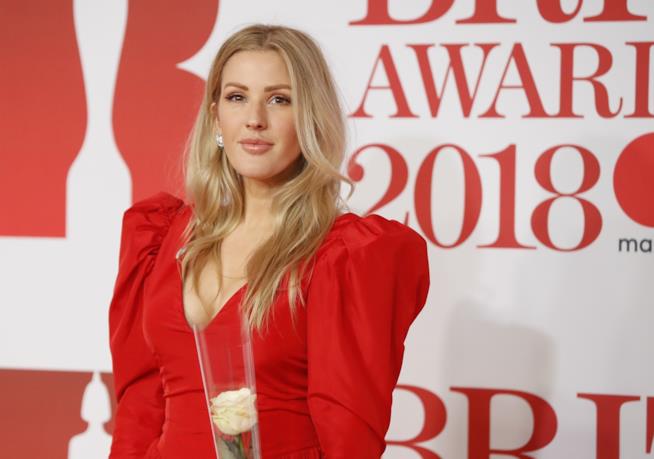 Ellie Goulding, il nuovo brano Flux Ellie Goulding