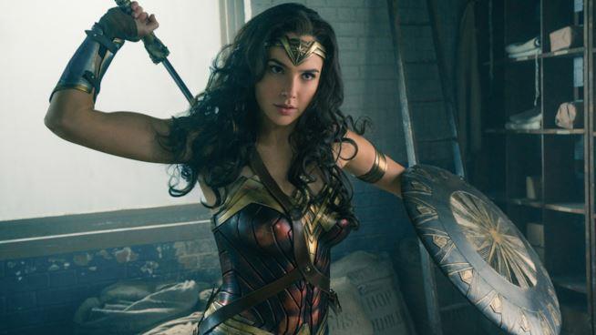 Gal Gadot è Wonder Woman nell'omonimo film campione d'incassi 2017 L'attrice Gal Gadot in un'immagine del film Wonder Woman di Patty Jenkins