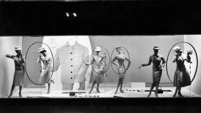 LR100 – Rinascente Stories of Innovation a Milano A Palazzo Reale di Milano la mostra LR100 – Rinascente Stories of Innovation