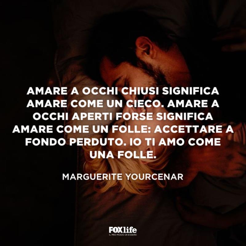 Frase Marguerite Coppia ride insieme a letto