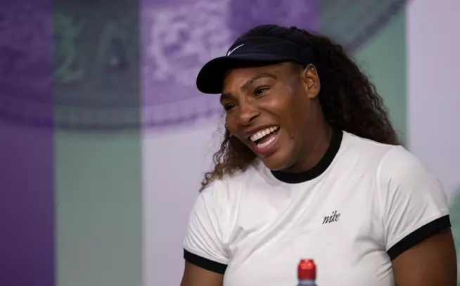 Serena Williams ha smesso con sofferenza di allattare sua figlia Serena Williams