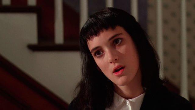 Winona Ryder anni 90 Winona Ryder in una scena di Beetlejuice