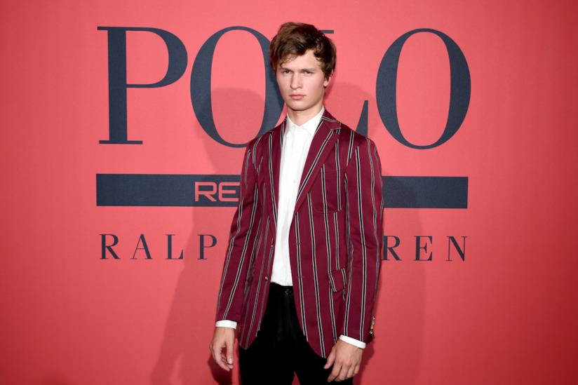 Ansel Elgort all'evento di lancio di Polo Red Rush L'attore Ansel Elgort