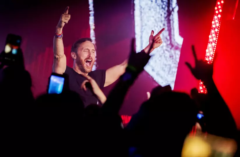 David Guetta: dal 14 settembre il nuovo album 7 David Guetta alla consolle: arriva il nuovo album 7