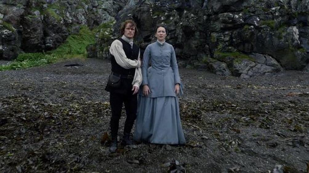 jamie claire spiaggia