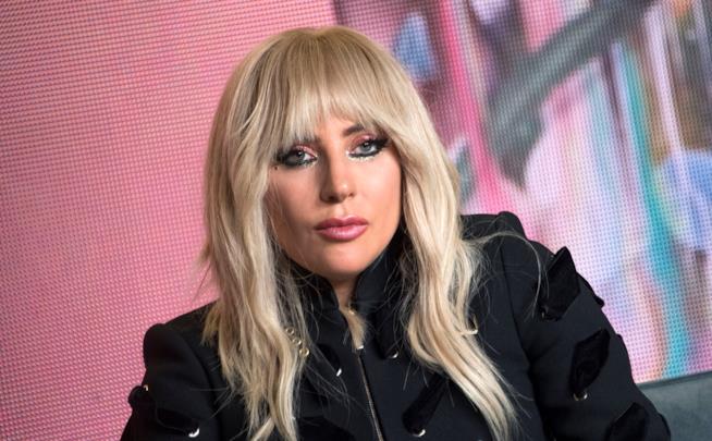 Lady Gaga annulla il tour europeo Lady Gaga in una foto recente