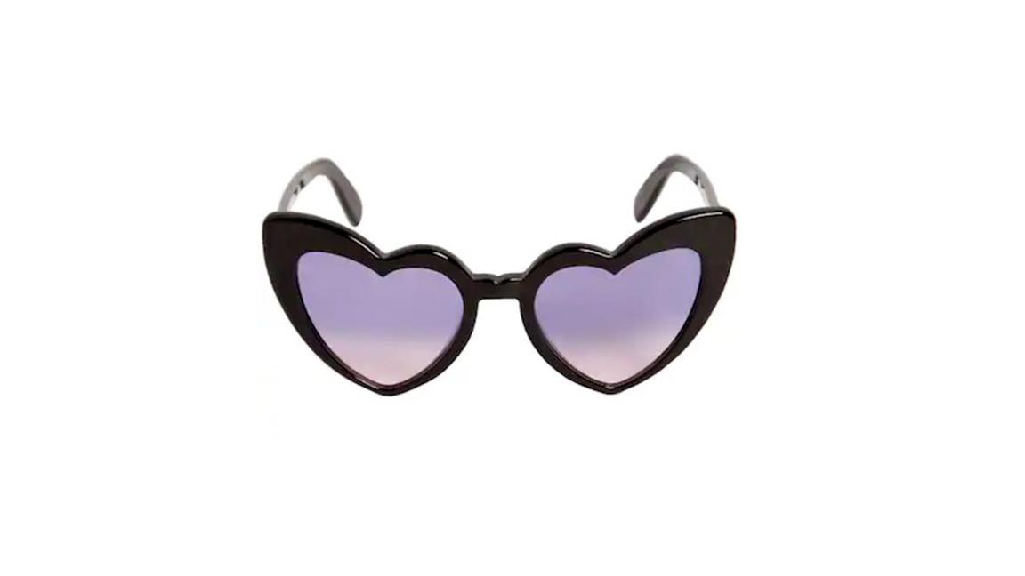 7 occhiali da sole a cuore perfetti per l'estate