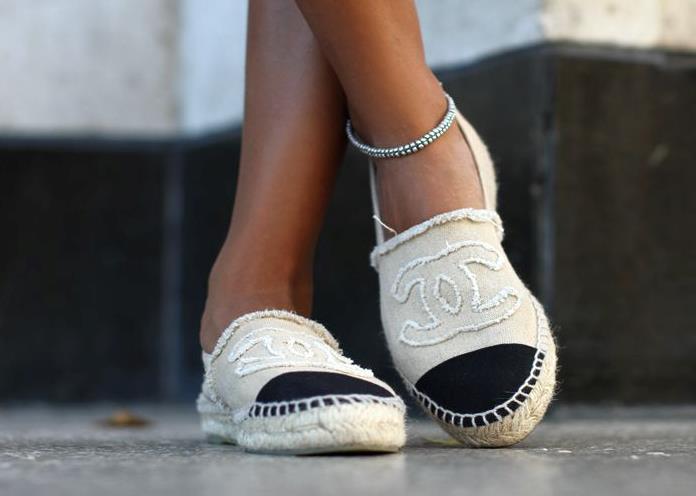 Espadrilles Chanel Le espadrilles Tory Burch con il monogramma di Chanel