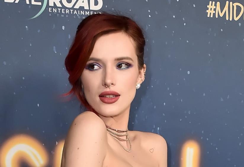 Bella Thorne e Benji: relax in Sardegna per le vacanze Bella Thorne in primo piano