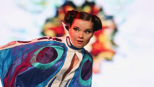 Björk annunciato il nuovo disco ispirato a Tinder Björk