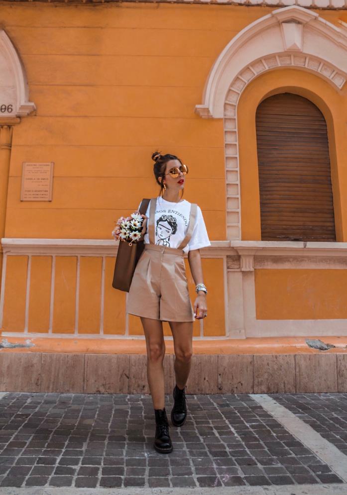 Alessia Melpignano Alessia Melpignano in un outfit preppy