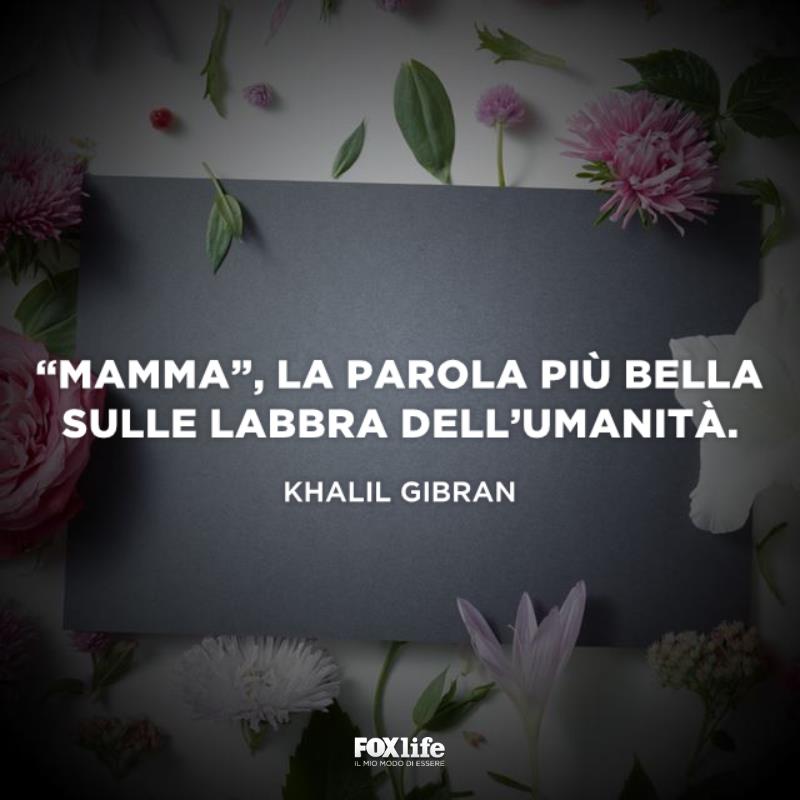 Frase Gibran Fiori intorno un foglio