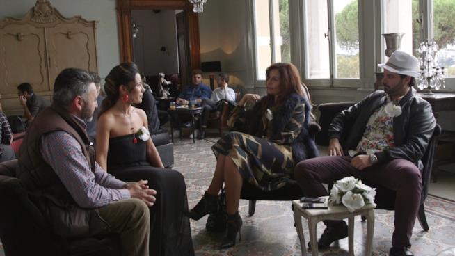 Una musicista e un cantante, una donna metropolitana e un contadino, chi andrà #ALettoCon il nemico nella seconda puntata dello show? Le due nuove coppie di A Letto Con Il Nemico si incontrano per la prima volta