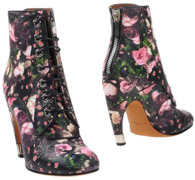 Stivaletti Givenchy Stivaletti di Givenchy floreali