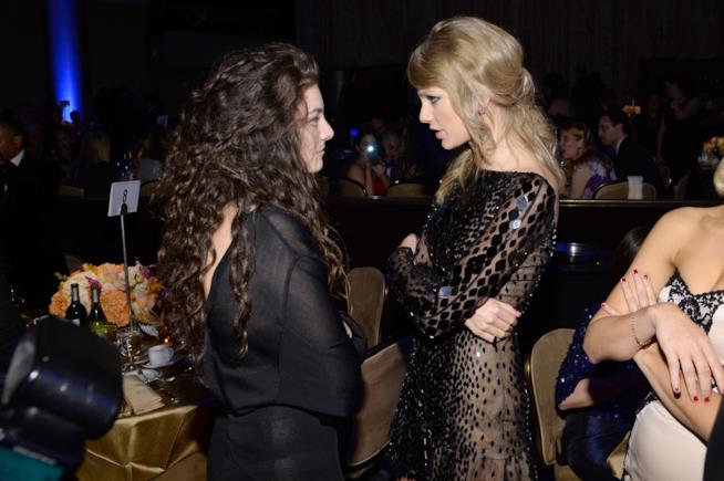 Non sarebbe finita l'amicizia tra Lorde e Taylor Swift Lorde e Taylor Swift ai tempi della loro amicizia