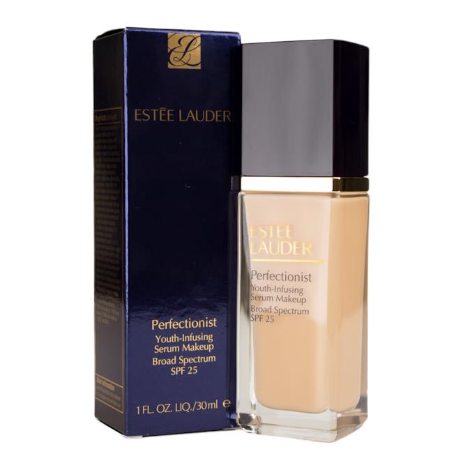 Estèe Lauder Perfectionist Youth-Infusing Makeup SPF25 Fondotinta Estèe Lauder Perfectionist Youth-Infusing Makeup SPF25
