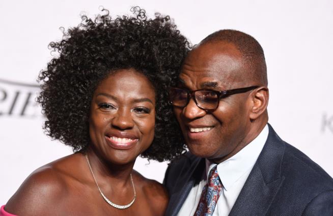 Viola Davis ha da poco festeggiato 15 anni di matrimonio col marito Julius Tennon Innamoratissimi Viola Davis e Julius Tennon