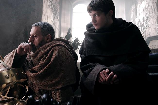 Il Nome della Rosa, la serie Rai con John Turturro e Damian Hardung John Turturro e Damian Hardung, protagonisti della serie tv rai Il Nome della rosa