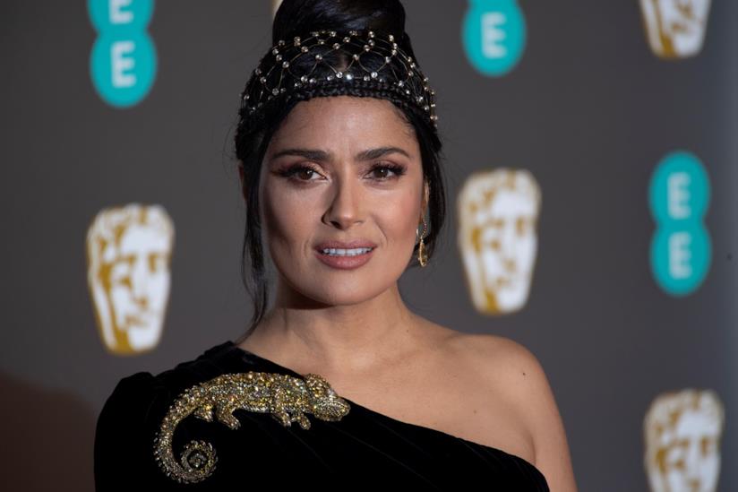 Salma Hayek posa in costume per alcune foto sexy su Instagram Salma Hayek