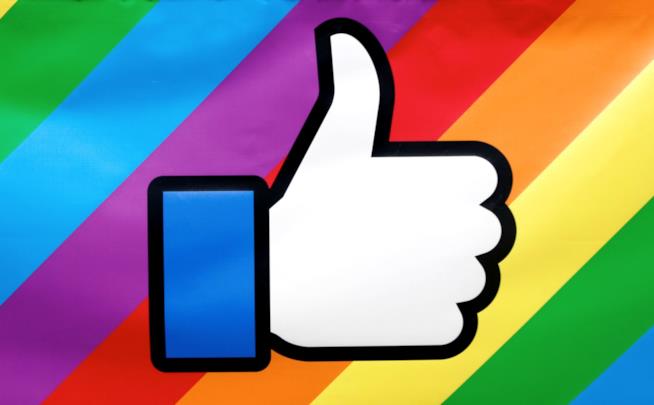 Come attivare la reaction arcobaleno su Facebook La reaction arcobaleno su Facebook