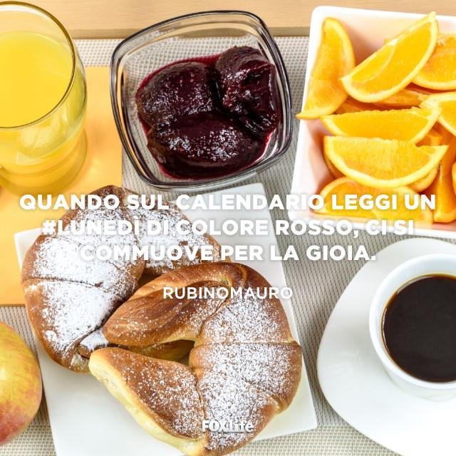 Frase rubinomauro Tavola imbandita per la colazione