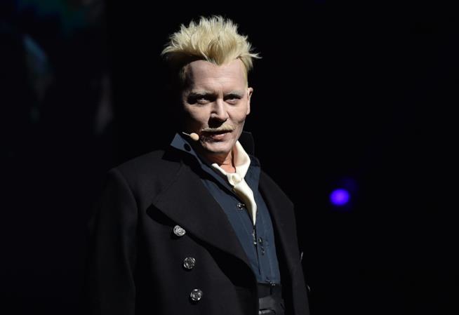 Johnny Depp nei panni di Grindelwald Johnny Depp al San Diego Comic Con 2018