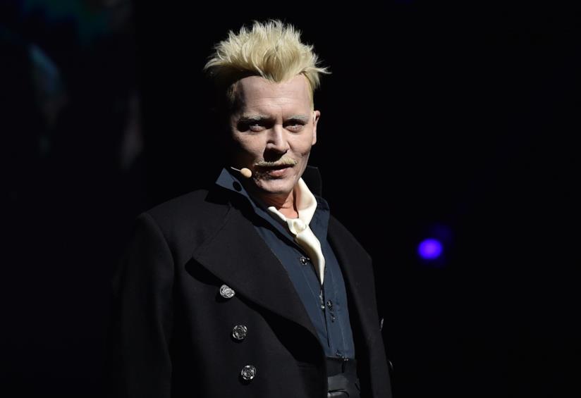 Johnny Depp nei panni di Grindelwald Johnny Depp al San Diego Comic Con 2018