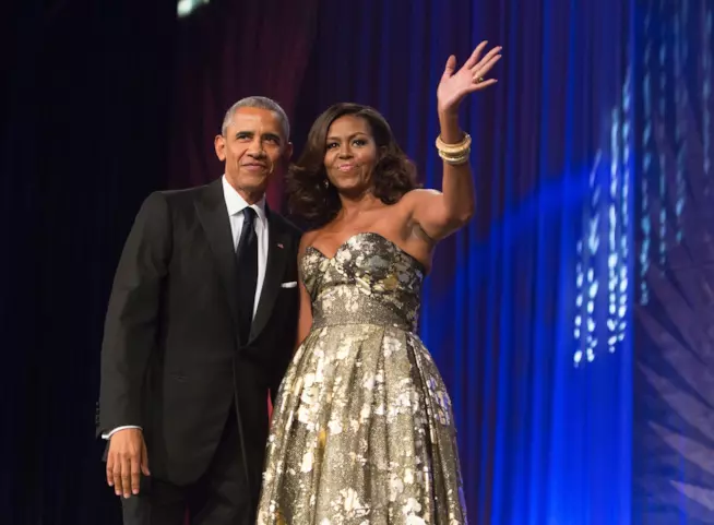 Barack Obama e Michelle festeggiano 25 anni di matrimonio Primo piano di Barack Obama e sua moglie Michelle