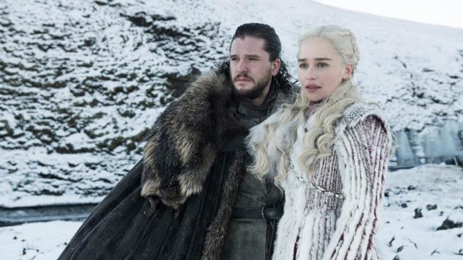 I migliori momenti girl power del primo episodio di Game of Thrones 8 Jon Snow e Daenerys