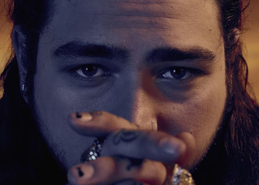 Post Malone feat Swae Lee: video, testo e traduzione di Sunflower dalla colonna sonora di Spiderman Post Malone firma la colonna sonora di Spiderman: video, testo, traduzione di Sunflower con Swae Lee
