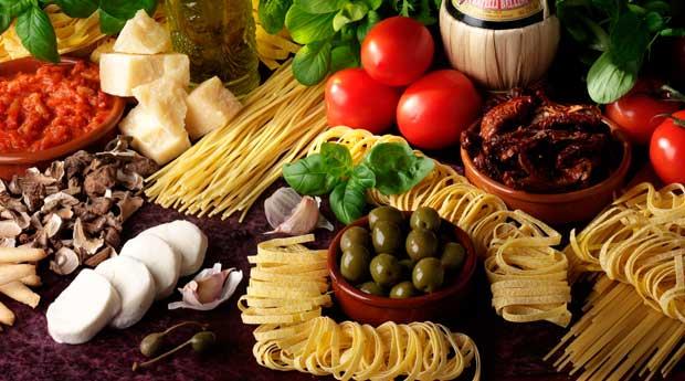 Il cibo è fondamentale per prevenire il tumore Diversi tipi di cibi