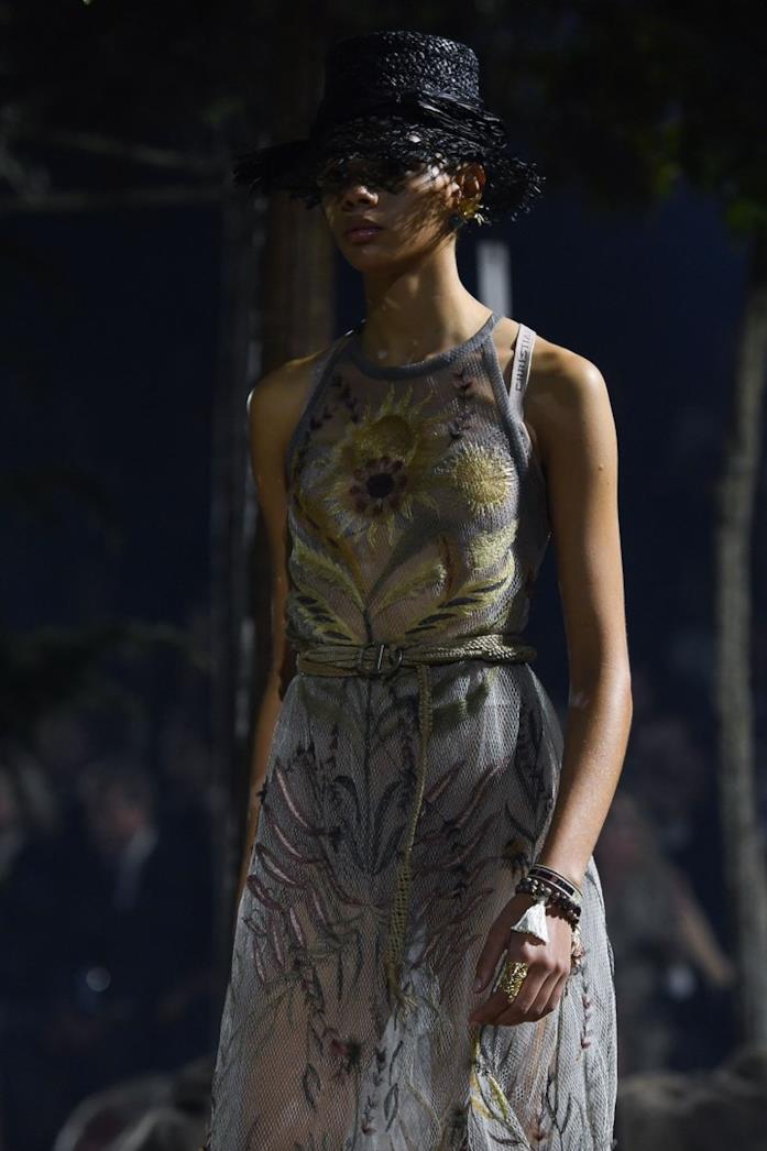 Sfilata Dior Un look della sfilata Dior