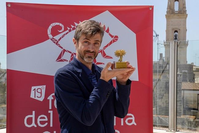 Kim Rossi Stuart riceve l'Olivo d'Oro al Festival del Cinema Europeo allKim Rossi Stuart protagonista del Festival del Cinema Europeo