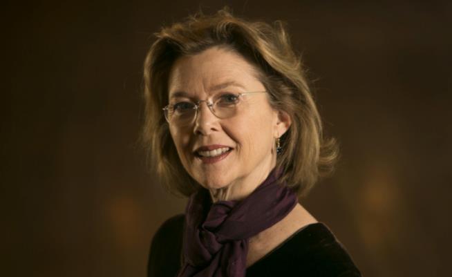 Life, Itself: Annette Bening si unisce al nuovo progetto del creatore di This is Us Un primo piano di Annette Bening