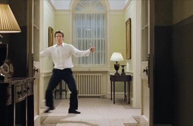 Hugh Grant Hugh Grant in una scena di Love Actually