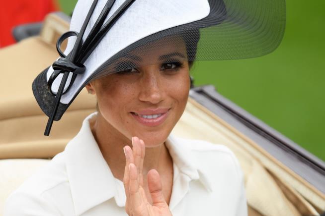 Meghan Markle ha già adottato l'accento inglese Meghan Markle