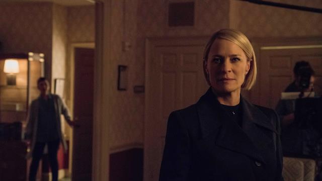 Robin Wright è Claire Underwood L'attrice Robin Wright in House of Cards 6