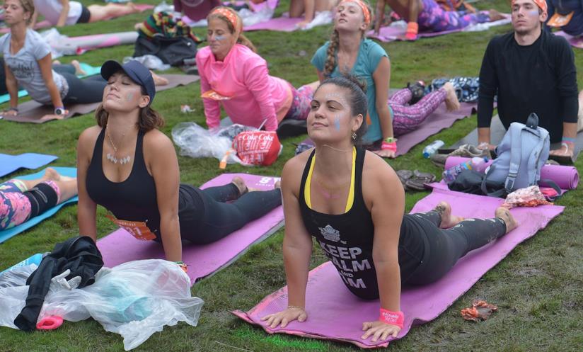 Wanderlust 108 Sessione di yoga al Wanderlust 108