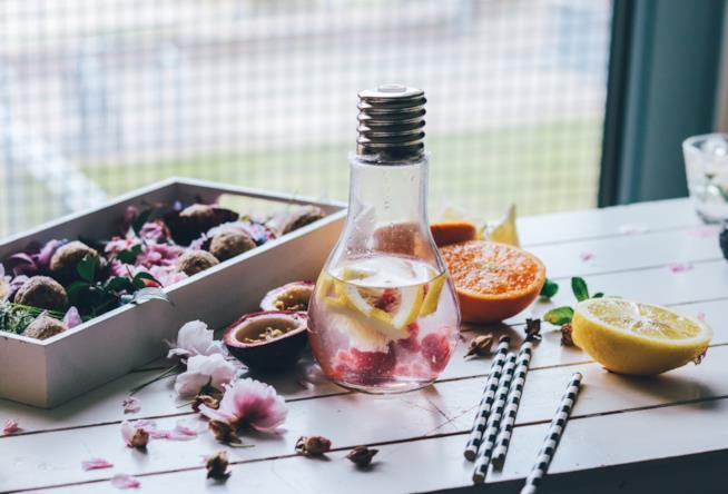 Le migliori bottiglie per acqua detox Borracce per le ricette detox water