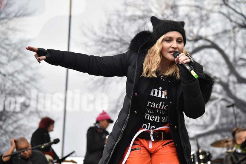 Niente più cellulari ai concerti di Madonna: la decisione della star Madonna
