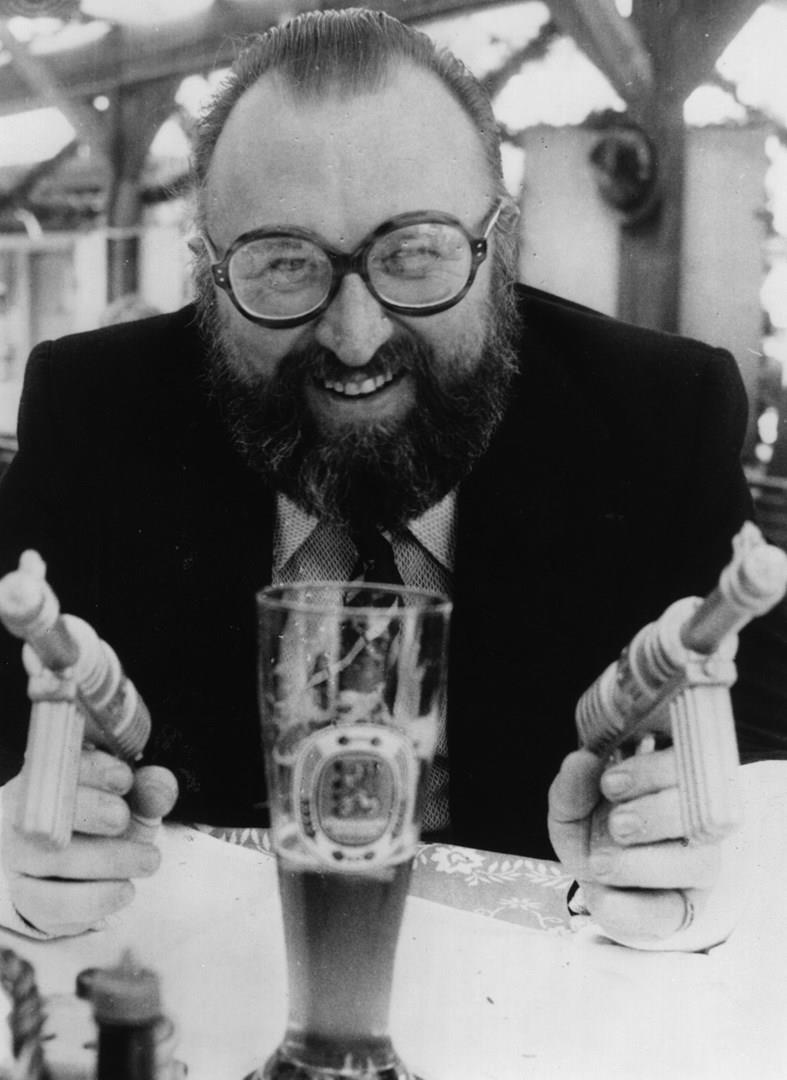 Sergio Leone Sergio Leone in primo piano