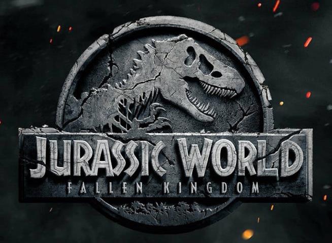 Jurassic World: Fallen Kingdom, il quinto capitolo della saga preistorica Il logo ufficiale del sequel di Jurassic World