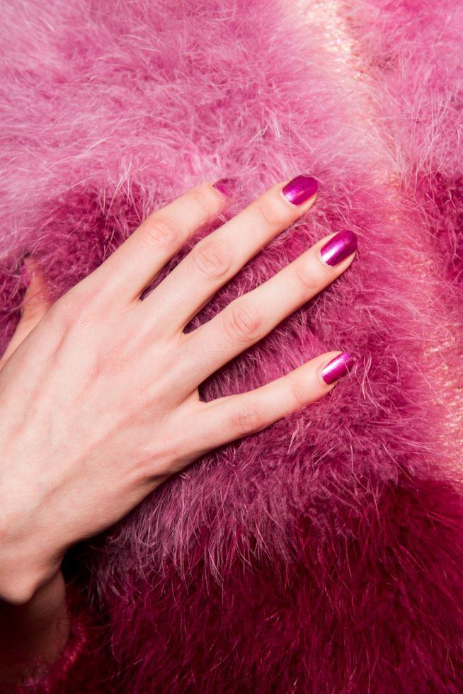 Unghie fucsia Unghie fucsia rotonde
