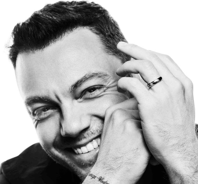 Tiziano Ferro: esce il singolo Accetto miracoli Tiziano Ferro, singolo Accetto miracoli